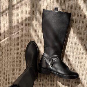 بوت بلند آناهیتا